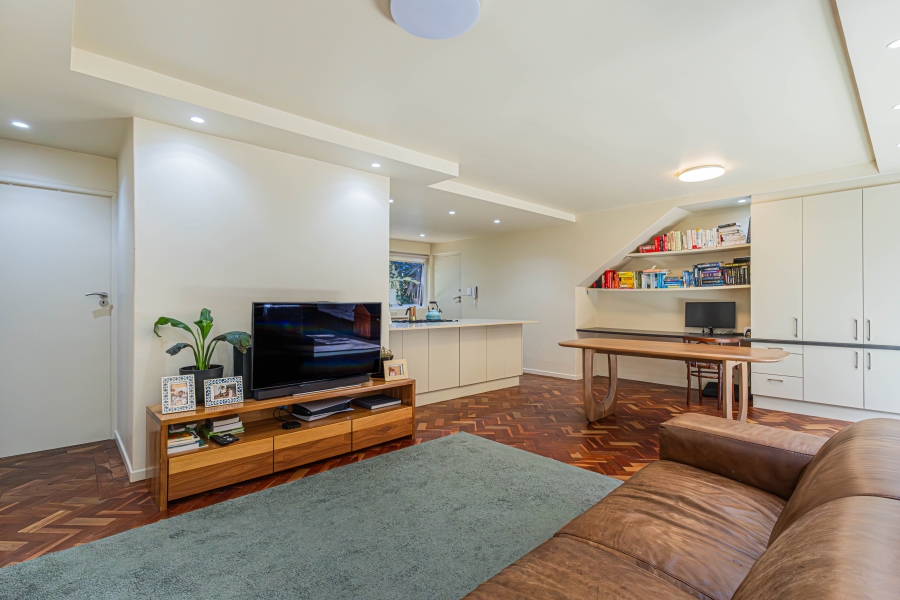 2 Bedroom Property for Sale in Three Anchor Bay Western Cape